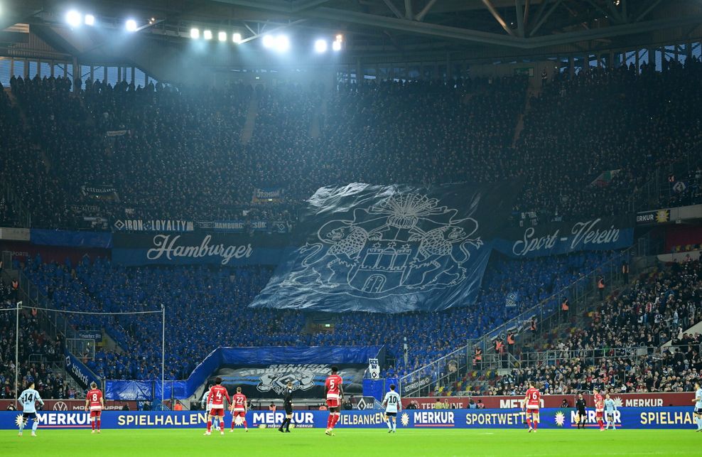 Fortuna-Boss Allofs sagt trotz Tabellenführung: „Der HSV ist der Riese der Liga“