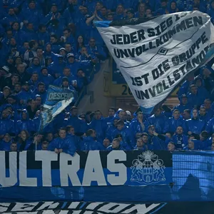 HSV-Fans in Düsseldorf