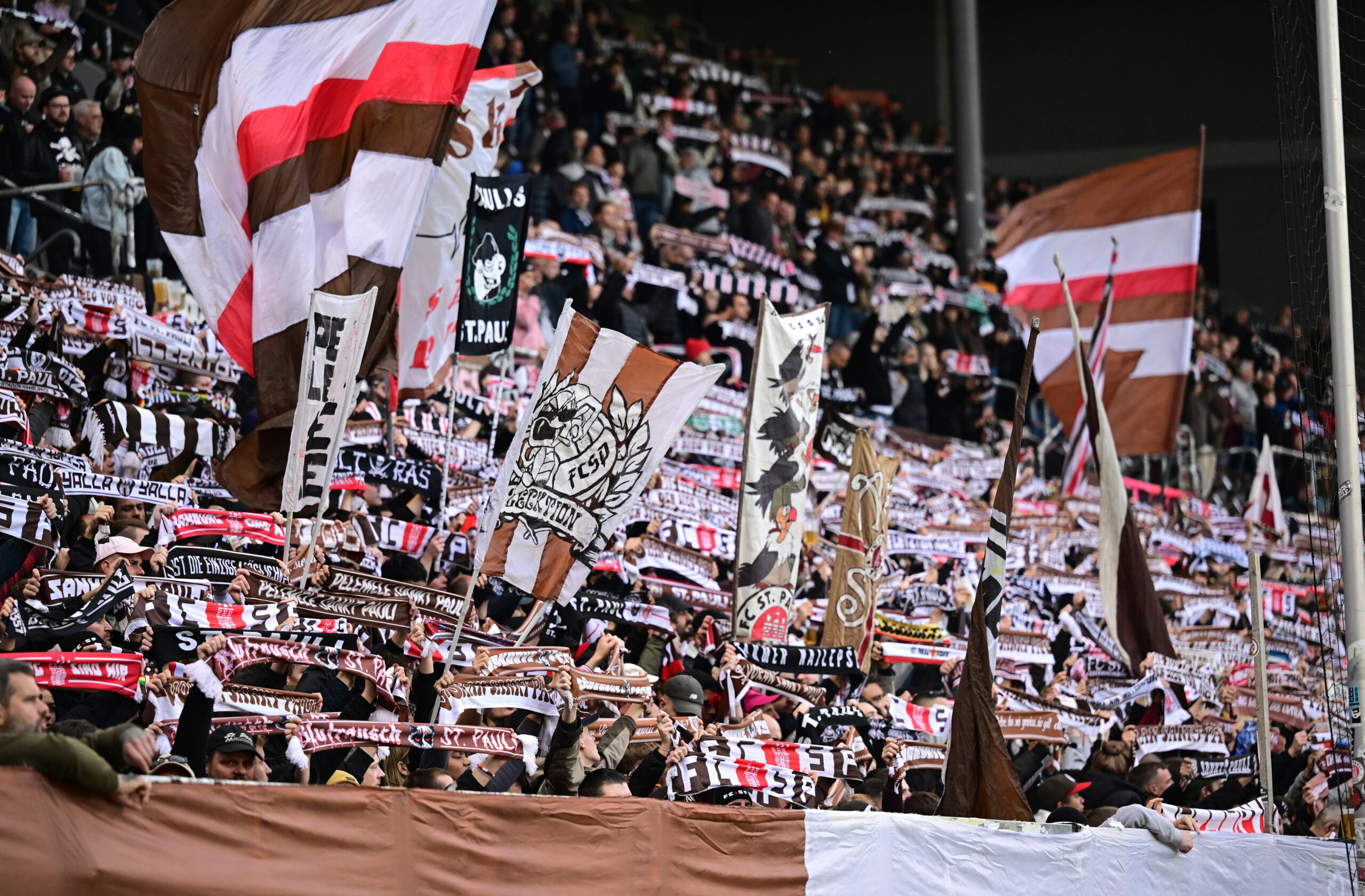 St. Pauli-Fans am Millerntor