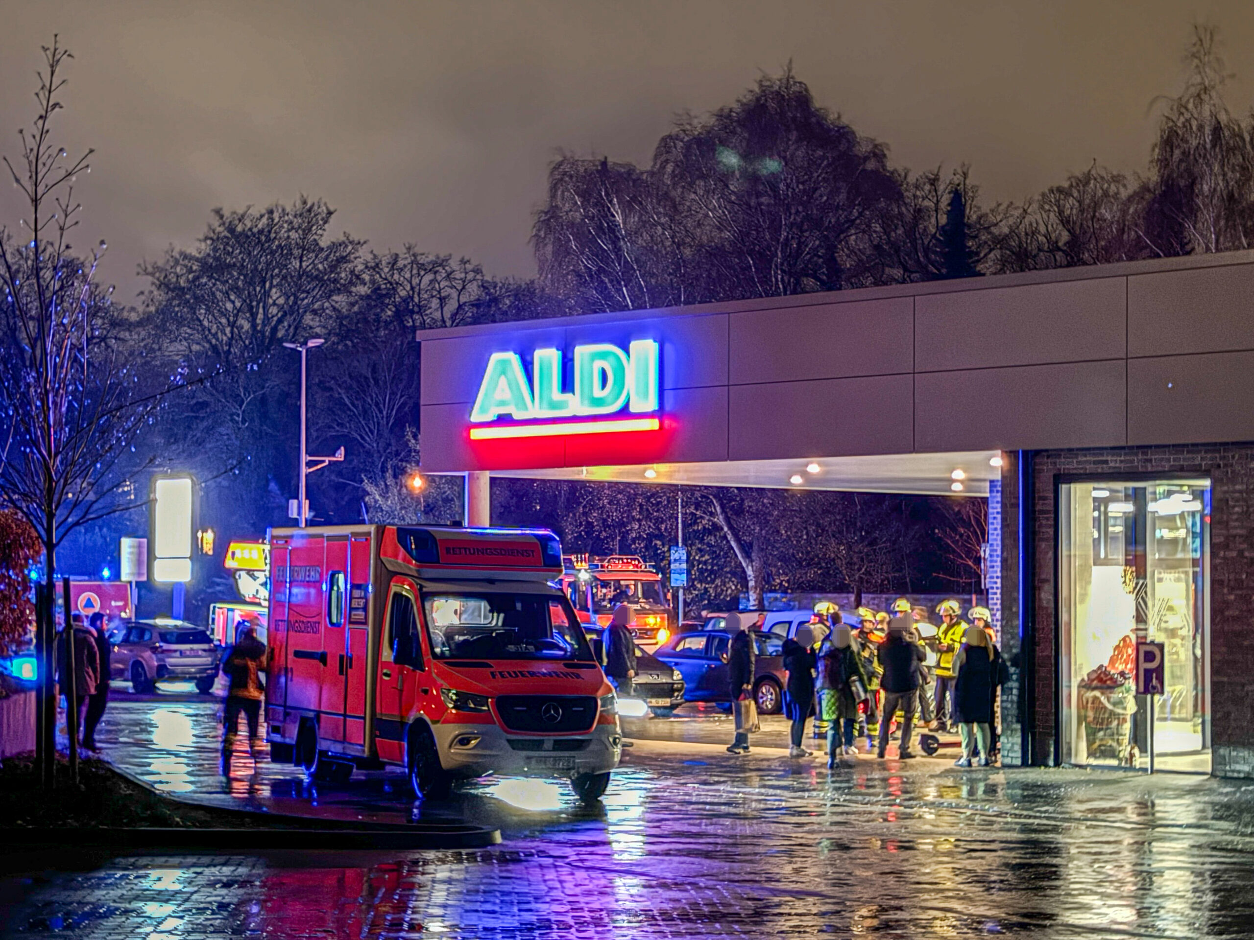 In Wilstorf verhalf sich ein mutmaßlicher Ladendieb mit Pfefferspray zur Flucht.