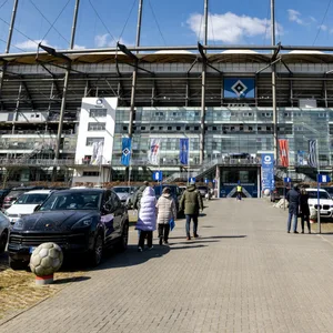 Momentan stehen rund um das HSV Stadion um die 4700 Stellplätze für Autos zur Verfügung.