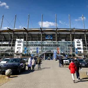 Momentan stehen rund um das HSV Stadion um die 4700 Stellplätze für Autos zur Verfügung.