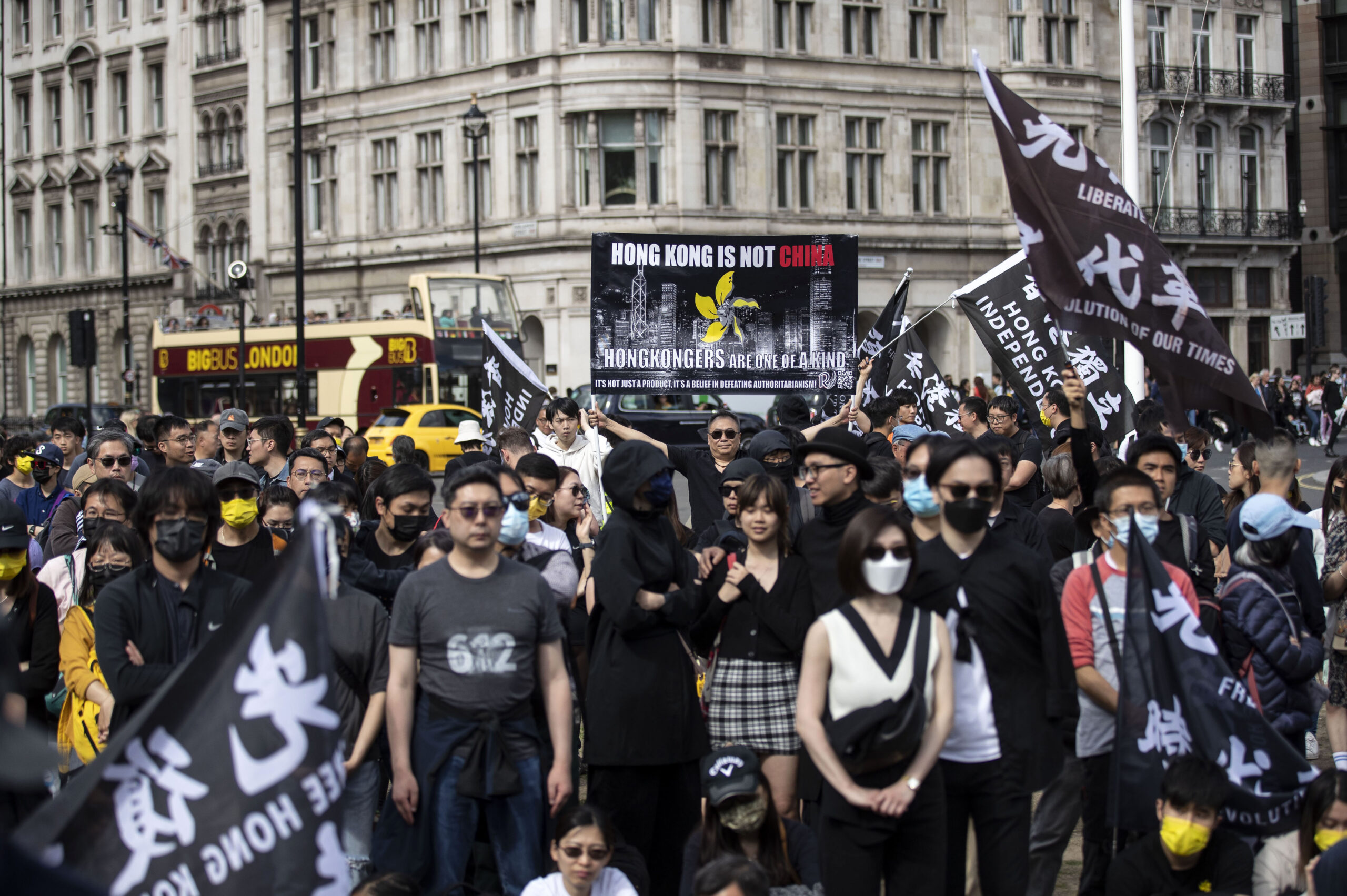 Demonstration für die Demokratie (2022): Demokratische Bewegungen werden in Hongkong unterdrückt.