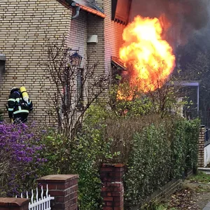 Das Haus in der Boytinstraße brannte im Erdgeschoss nahezu vollständig aus.