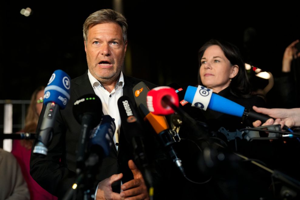 Vizekanzler Robert Habeck (Grüne) hat den Bruch der Ampel-Koalition bedauert.