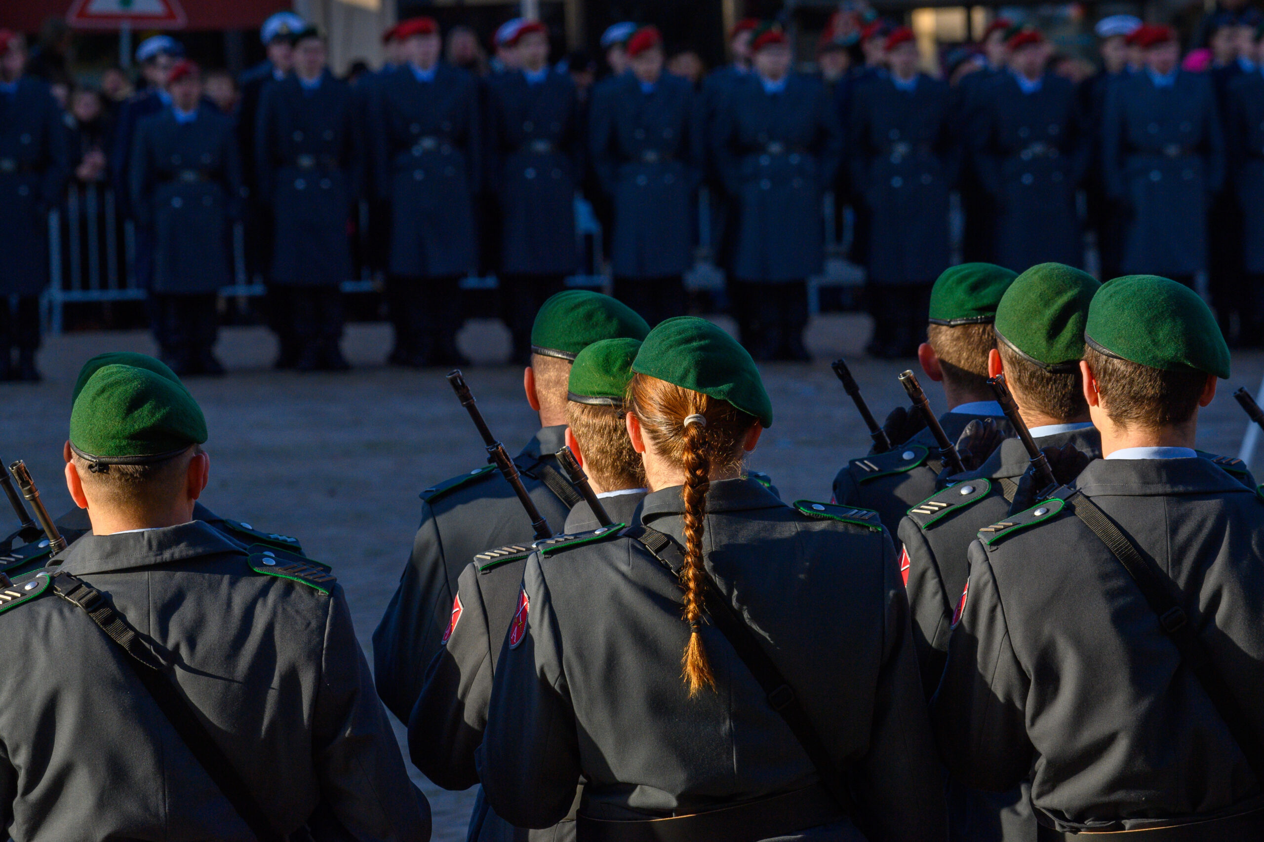 Soldaten und Soldatinnen der Ehrenformation