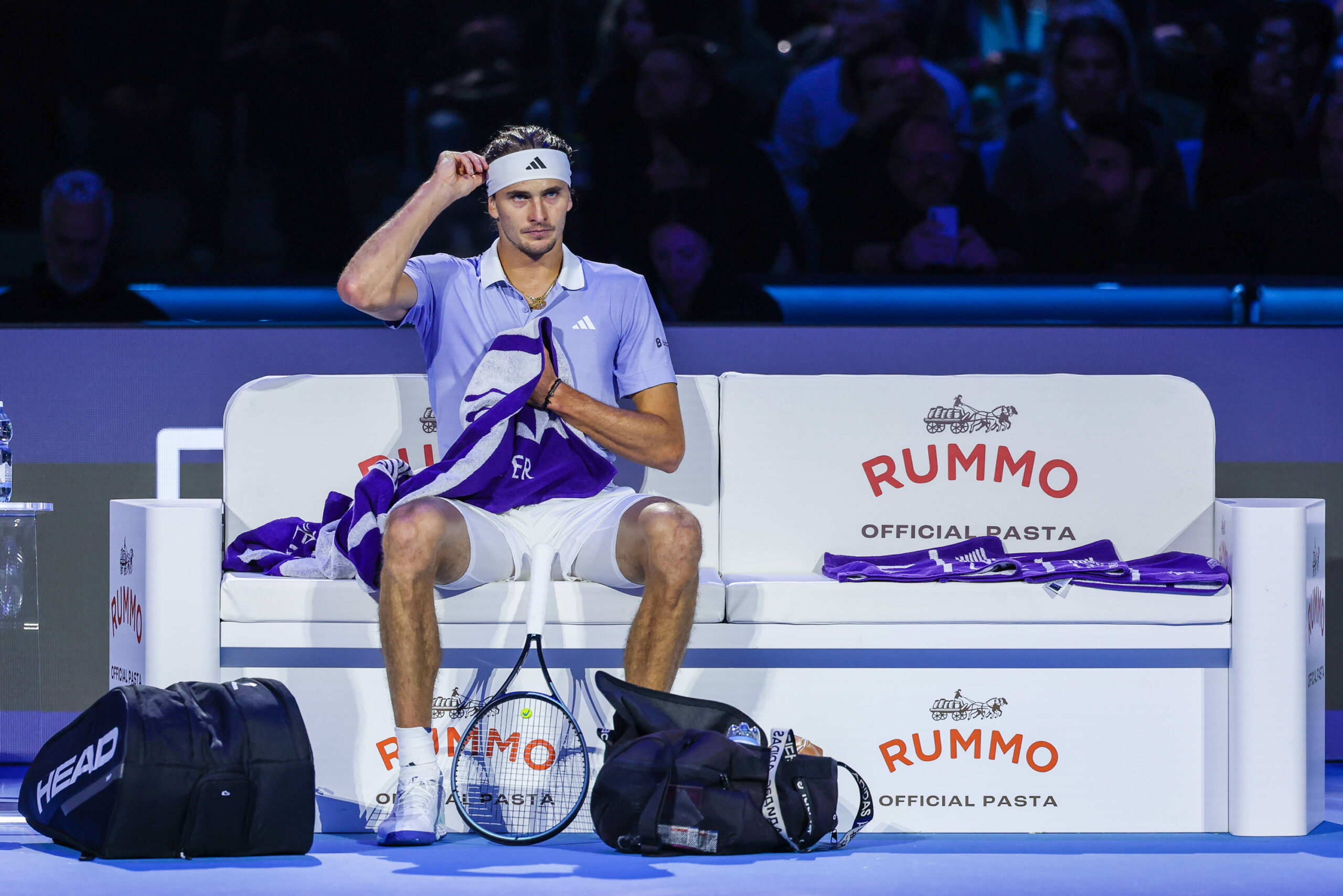 Alexander Zverev beim Seitenwechsel