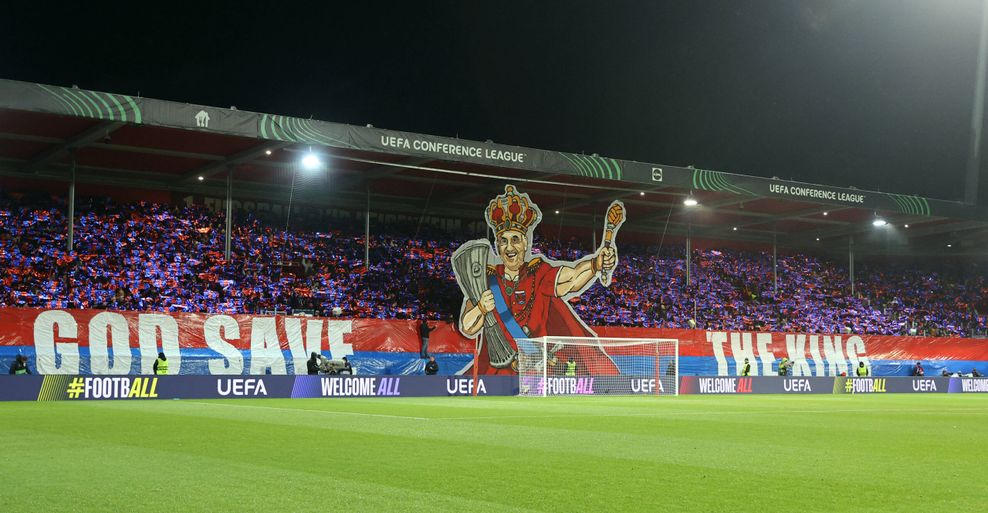 Eine Choreo für Heidenheim-Trainer Frank Schmidt