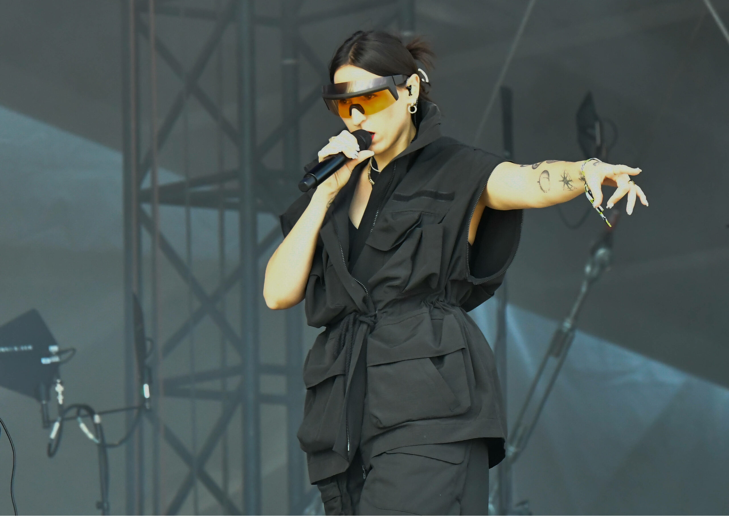 Die Sängerin Mine beim Lollapalooza Festival im Berliner Olympiastadion