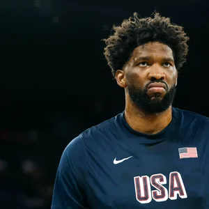 Joel Embiid im Dress der USA
