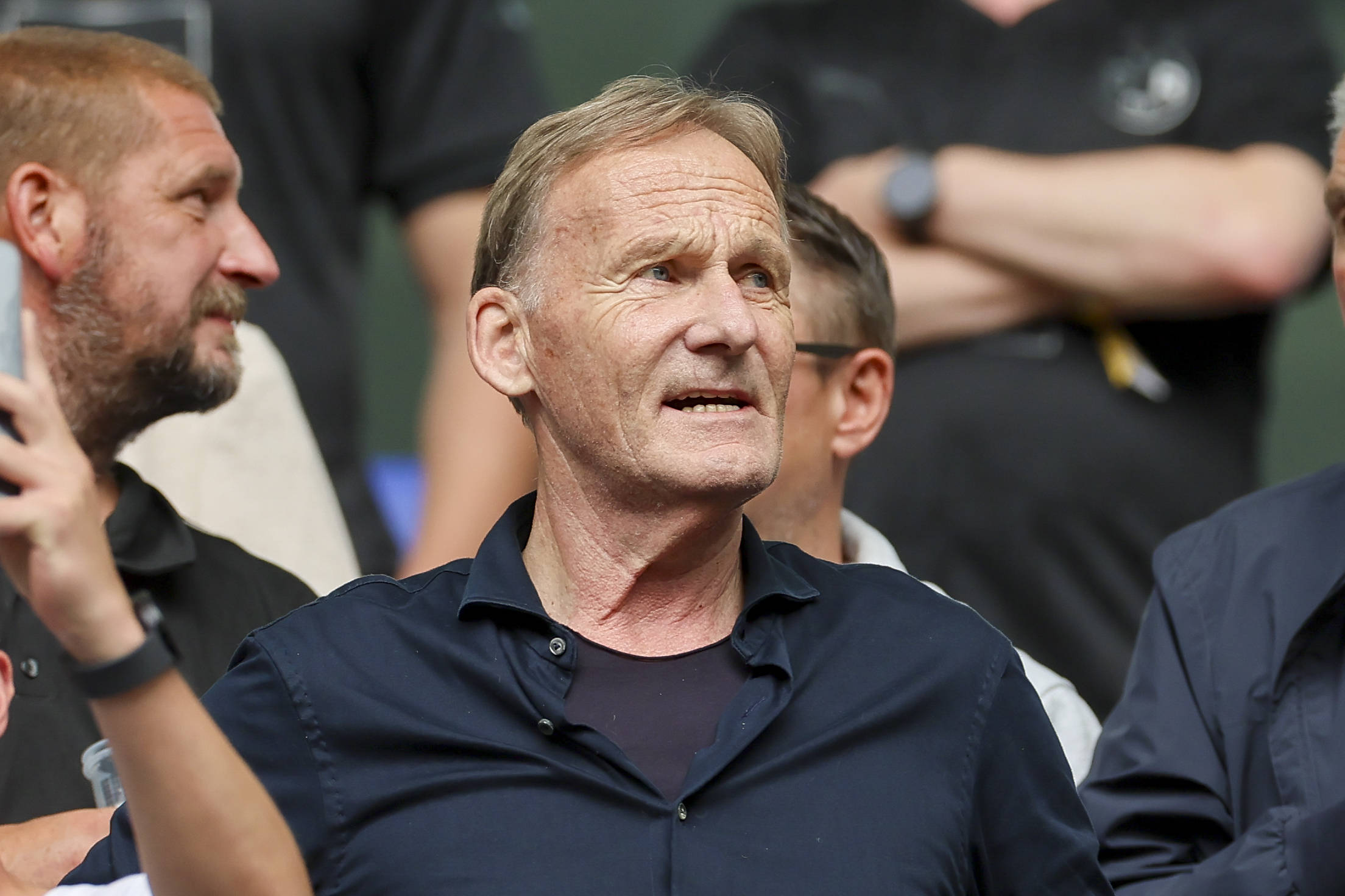 Hans-Joachim Watzke auf der Tribüne