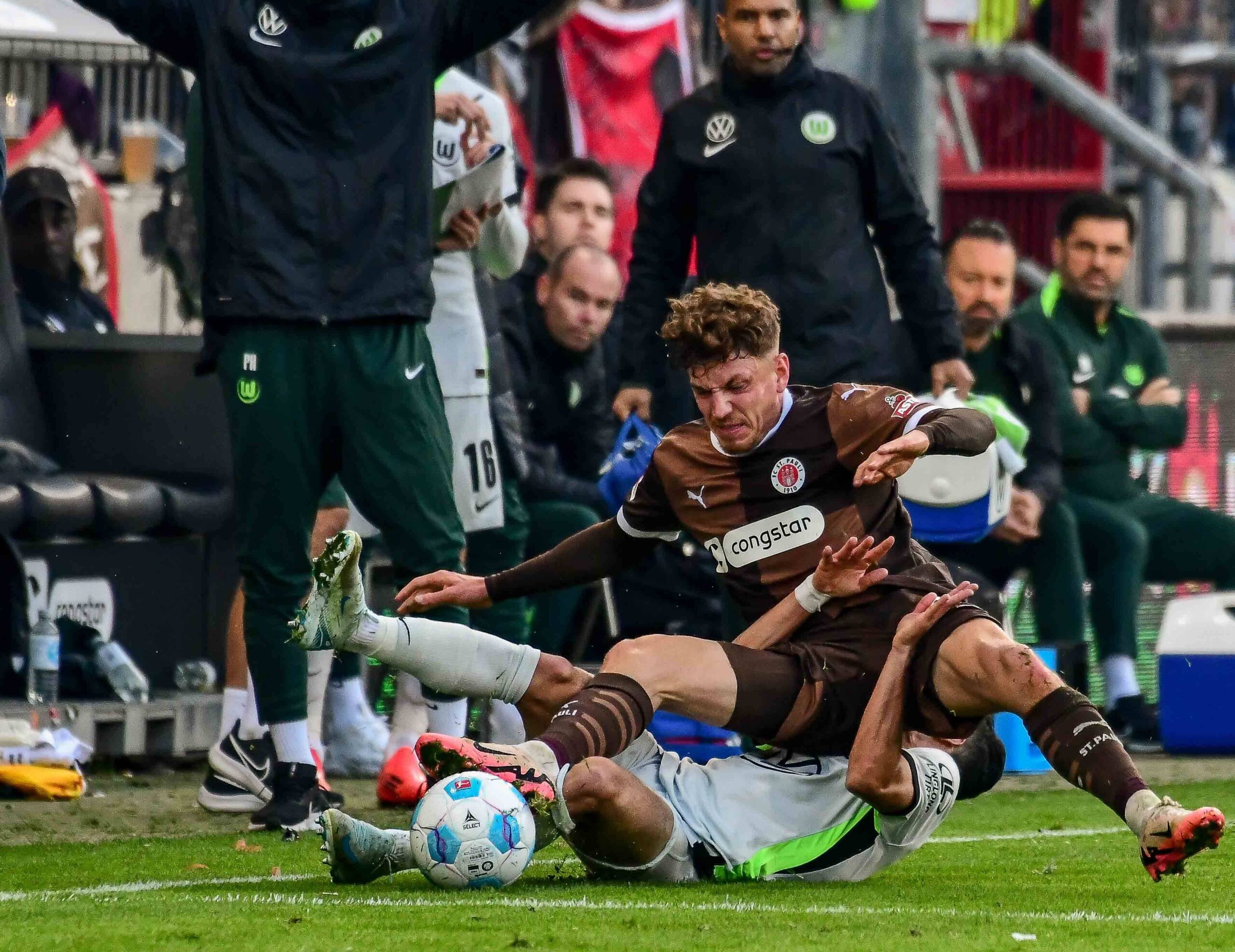 Philipp Treu im Spiel gegen Wolfsburg