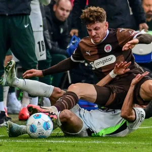 Philipp Treu im Spiel gegen Wolfsburg
