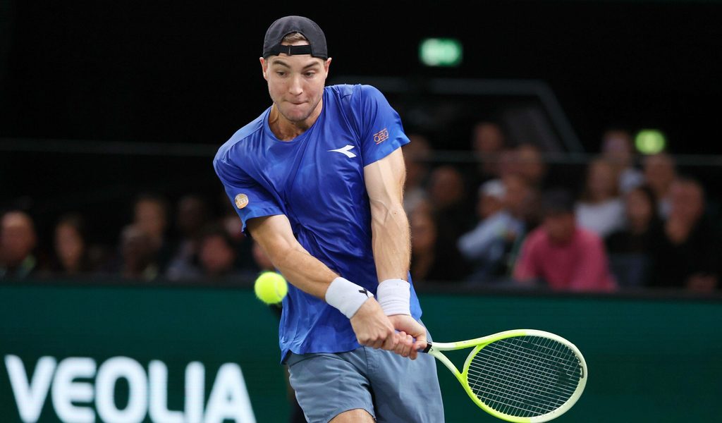-Privates-und-Berufliches-trennen-Tennis-Star-Struff-gibt-Trainer-den-Laufpass