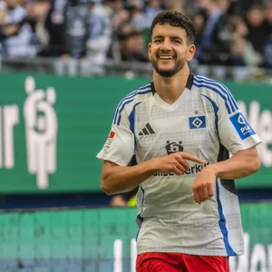 Den Sieg brachte der HSV nicht über die Zeit, Daniel Elfadli aber zeigte gegen Nürnberg trotzdem eine gute Leistung.