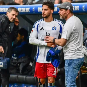 Steffen Baumgart muss für den Rest der Hinrunde aug HSV-Vizekapitän Ludovit Reis verzichten