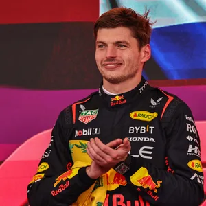 Max Verstappen bei der Siegerehrung