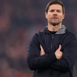 Xabi Alonso überkreuzt die Arme