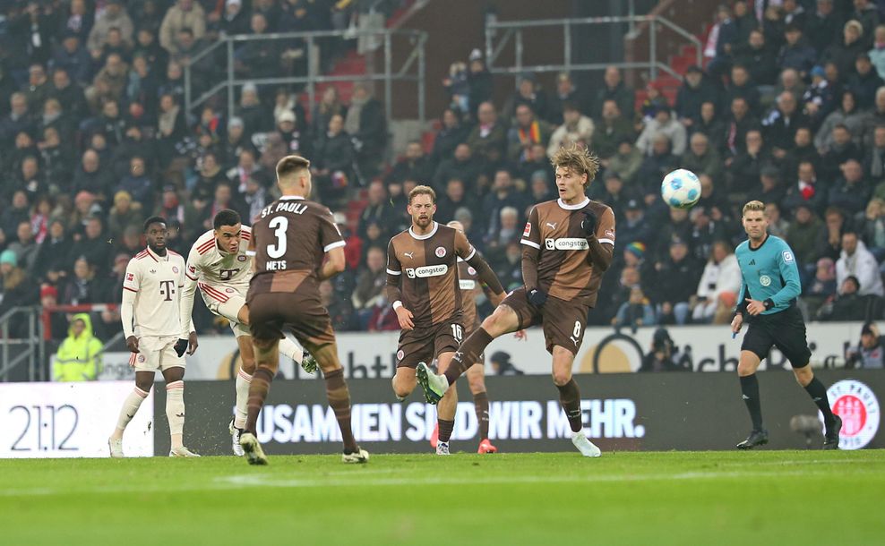 Jamal Musiala trifft gegen St. Pauli