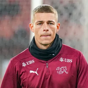 Miro Muheim bei der Schweizer Nationalmannschaft.