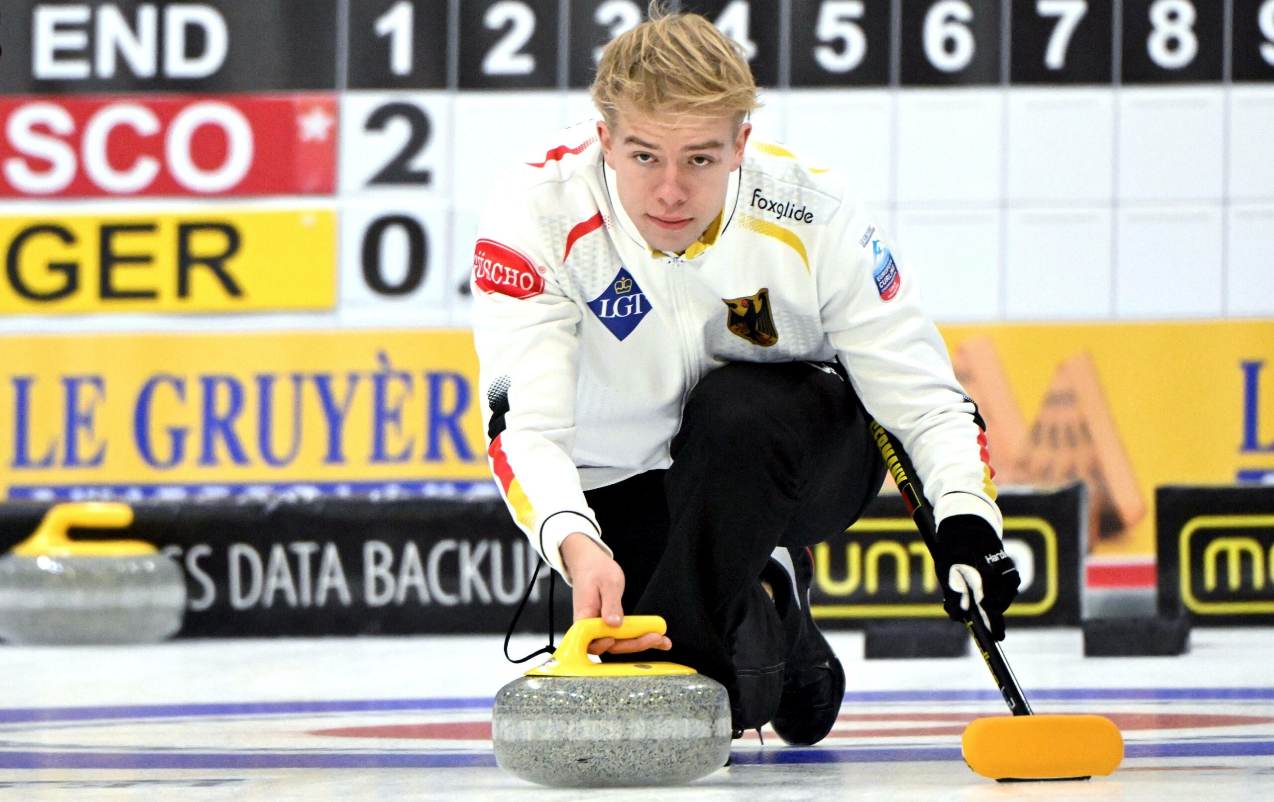 Felix Messenzehl im EM-Finale im Curling