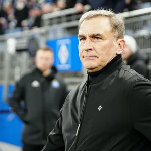 HSV-Sportvorstand Stefan Kuntz ist nach der Trennung von Steffen Baumgart auf Trainersuche.