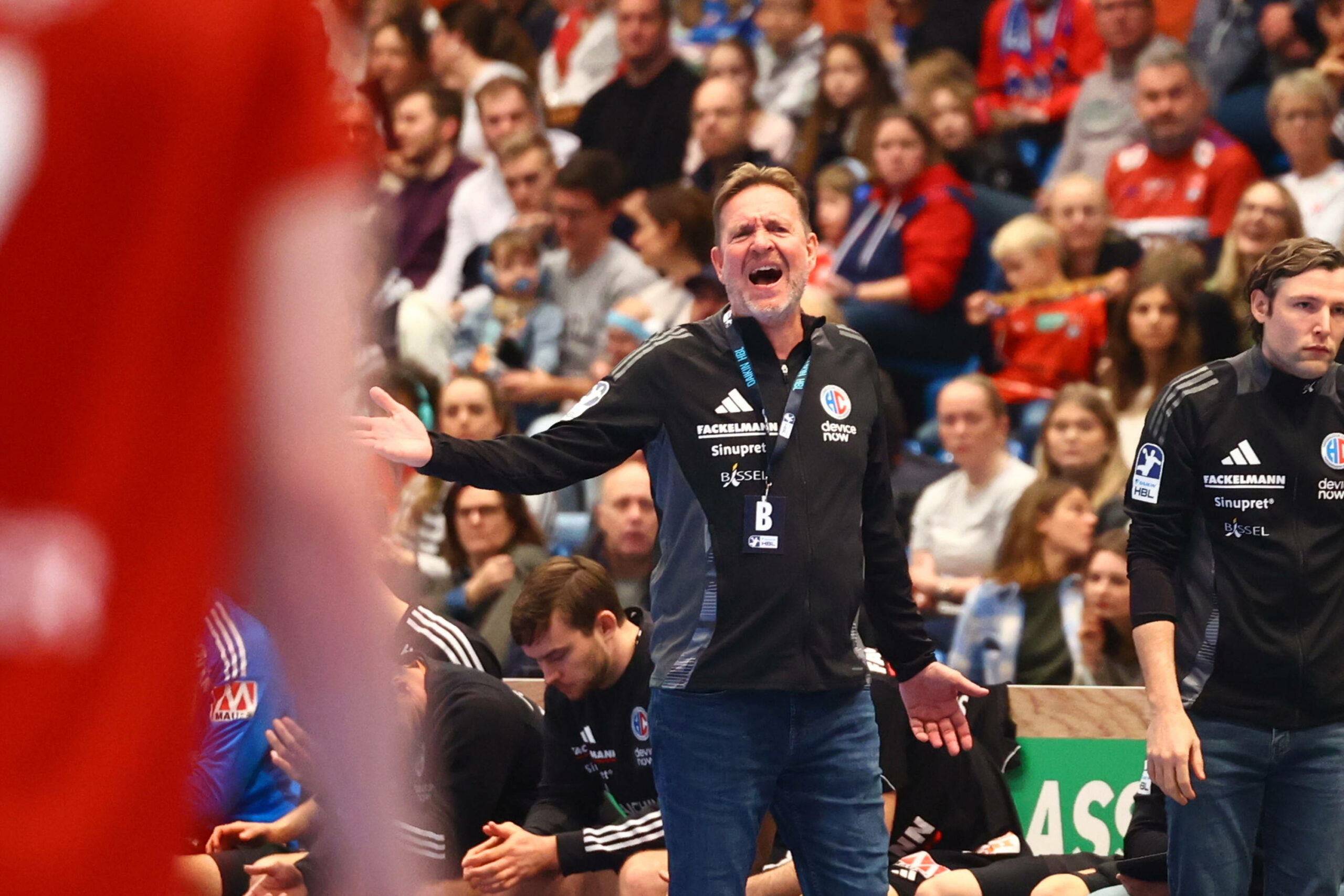 Erlangens Coach Martin Schwalb bei seiner Rückkehr nach Hamburg