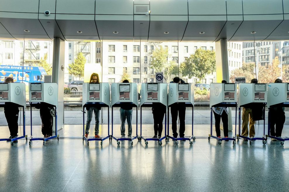 Das Brooklyn Museum ist das zweitgrößte Museum in New York City und umfasst einen riesigen Bestand an Kunst und Kulturen aus aller Welt. Am Dienstag wurde dort allerdings keine Kunst angeschaut, sondern gewählt.