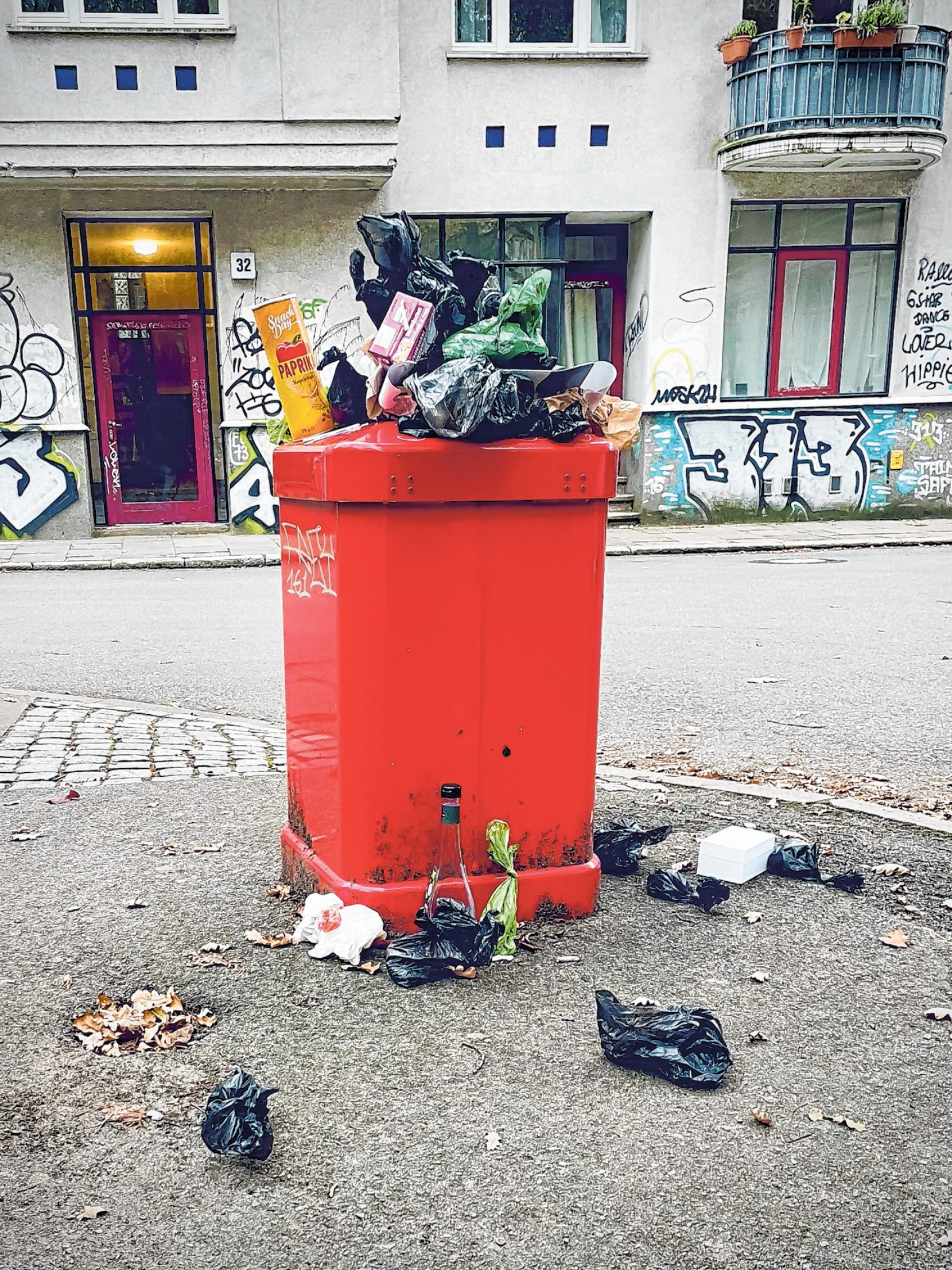 33,3 Millionen Gassibeutel verteilt Hamburg im Jahr. Nicht alle landen ordnungsgemäß im Müll.