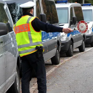 Verkehrskontrollen in Hamburg – Polizei zieht erschreckende Billianz für Oktober