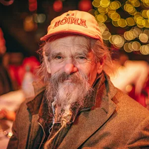 Jan (78) lebt von nicht einmal 400 Euro im Monat.
