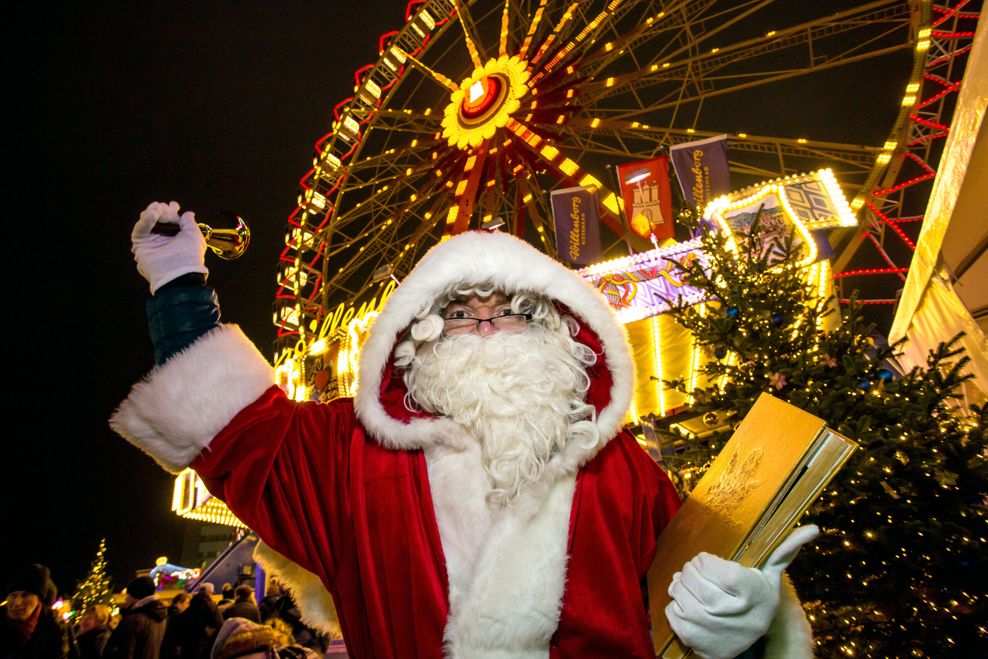 Der Nikolaus besucht den Hamburger DOM