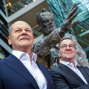 Olaf Scholz (l.) wird Kanzlerkandidat der SPD. Boris Pistorius hatte zuvor zurück gezogen.
