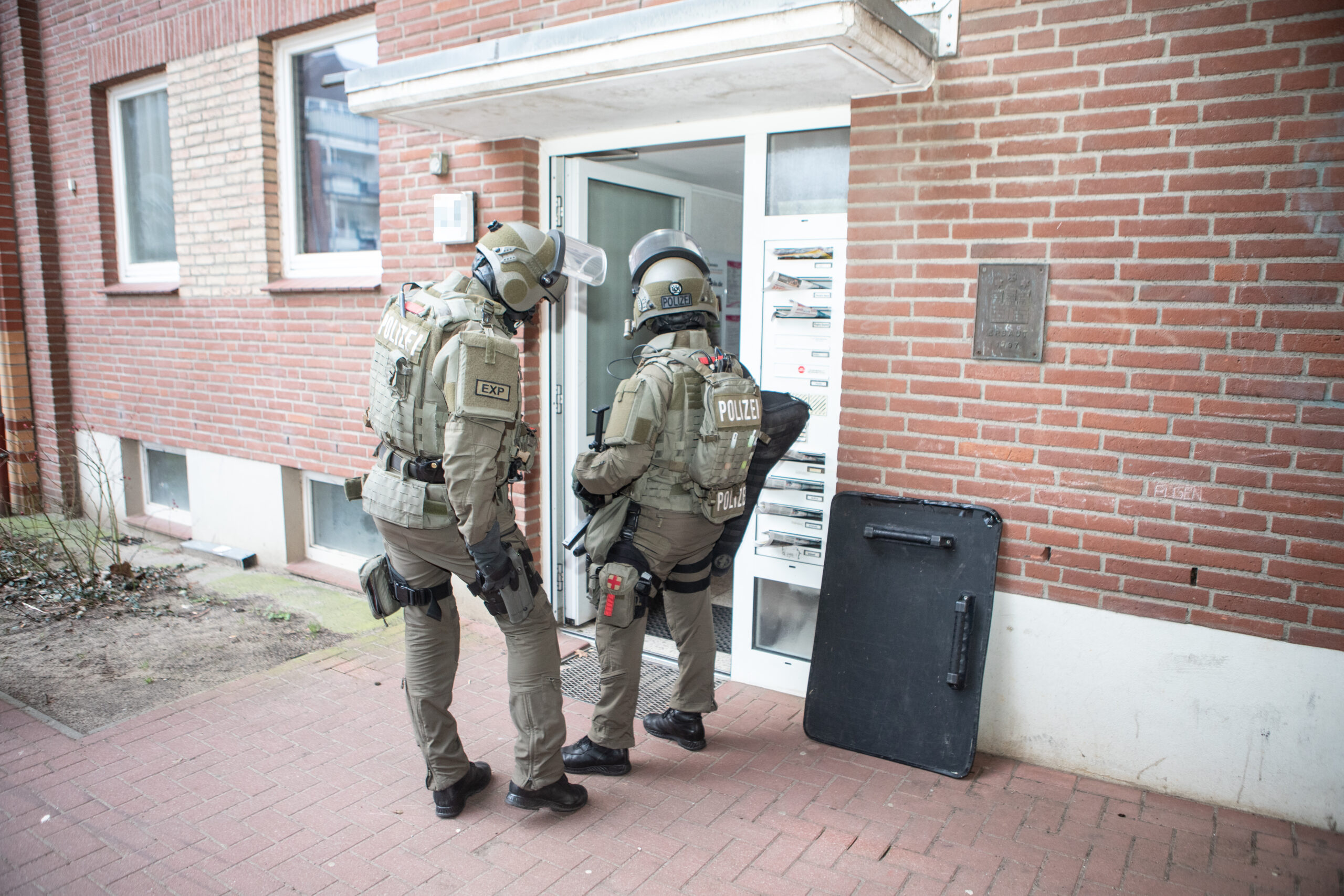 Das SEK rückt an und konnte den Mann festnehmen. (Symbolfoto)