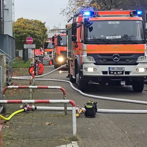 Das betroffene Gebäude steht in unmittelbarer Nähe zum Krankenhaus Altona