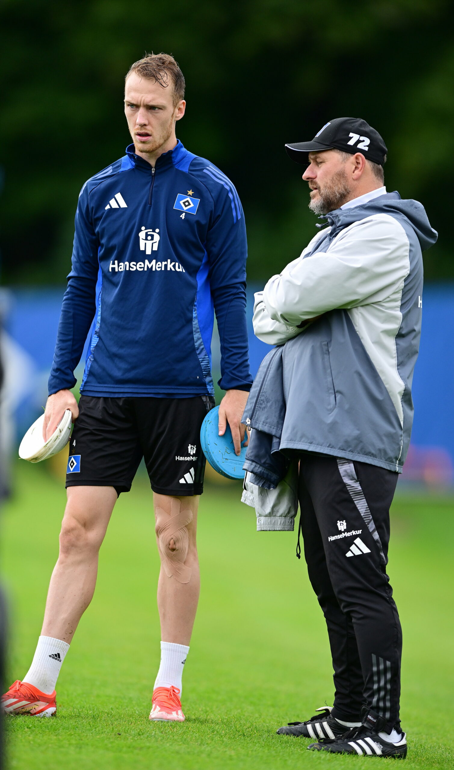 Steffen Baumgart und Kapitän Sebastian Schonlau im HSV-Training