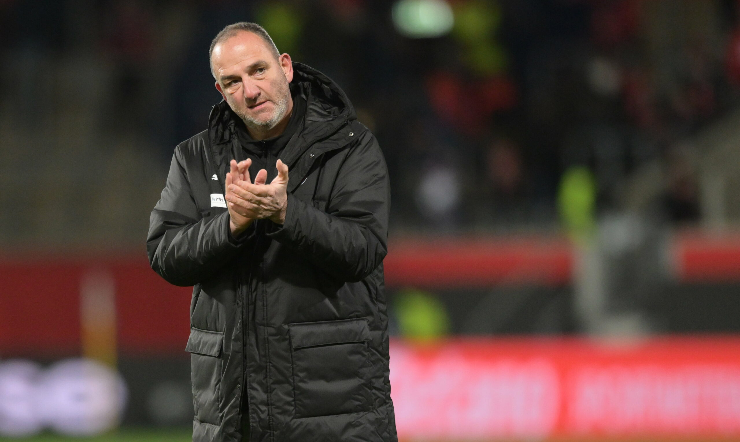 Heidenheim-Trainer Frank Schmidt nach dem 0:2 gegen Chelsea