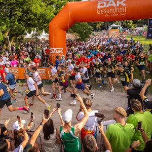 Start beim MOPO Team-Staffellauf
