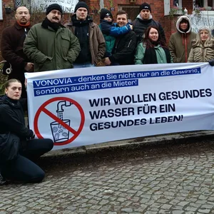 Die Vonovia-Mieter in Dulsberg haben seit Monaten eine zu hohe Legionellen-Konzentration im Wasser.