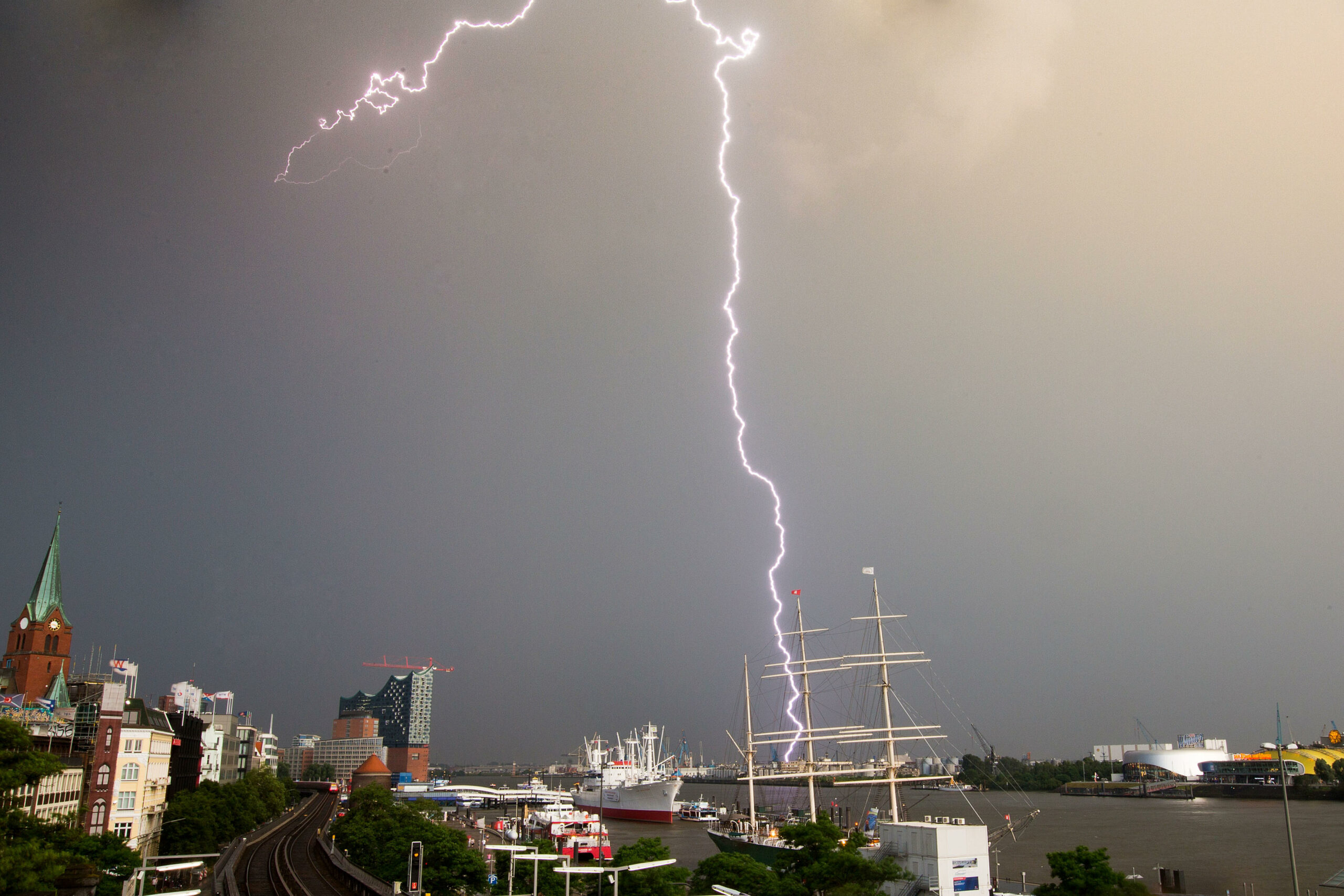 Wärmegewitter über Hamburg