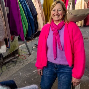 Quasi über Nacht wurden die Cardigans von Jutta Hess zum TikTok-Hit.