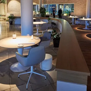 Blick in das Restaurant „Bianc“ (HafenCity) von Matteo Ferrantino