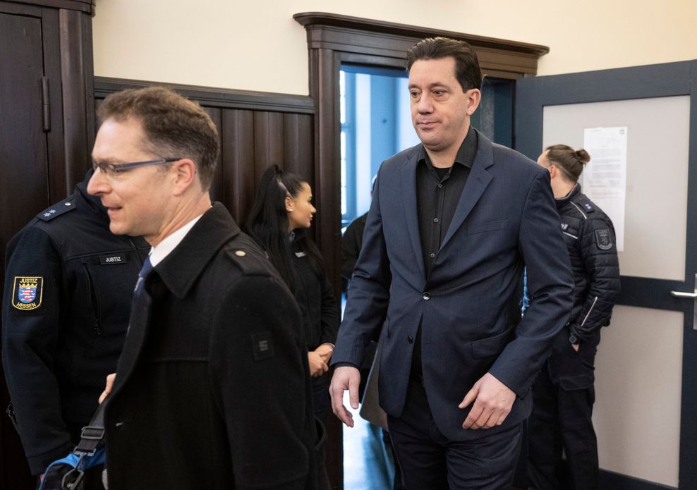 Manuel Gräfe im Gerichtssaal