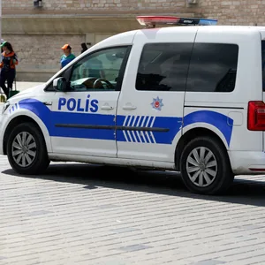 Ein Polizeiauto in Istanbul. (Symbolbild)
