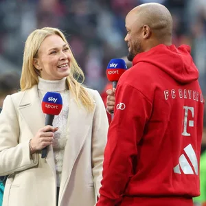 Britta Hofmann im Interview mit Vincent Kompany