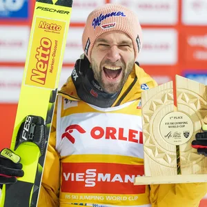 Pius Paschke schreit vor Freude