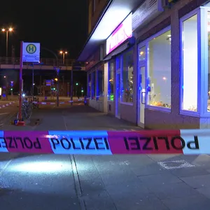 Vergangenes Silvester hatte ein Mann zwei Brüder am U-Bahnhof Dehnhaide angegriffen.