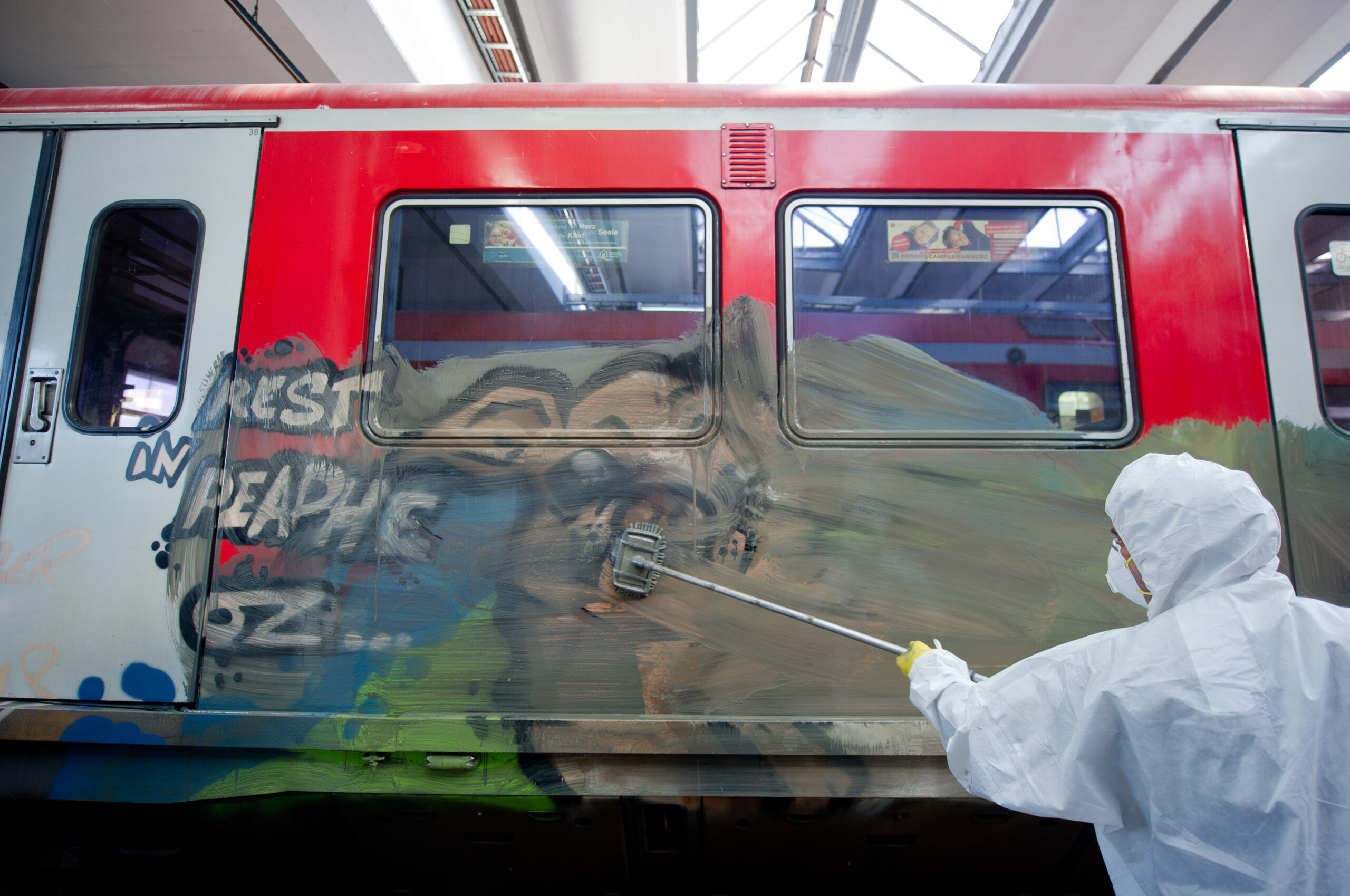 S-Bahn-Reinigung Graffiti