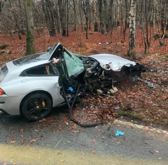 Das völlig zerstörte Auto von Michail Antonio