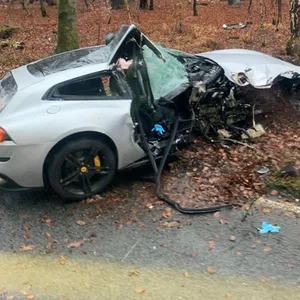 Das völlig zerstörte Auto von Michail Antonio